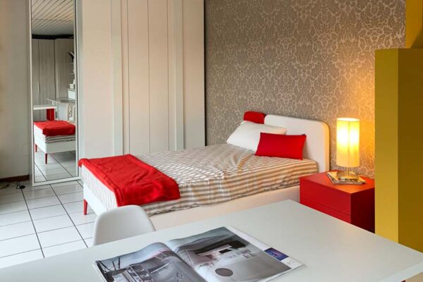 TUMIDEI - Letto Tommy con armadio, comodino e scrittoio